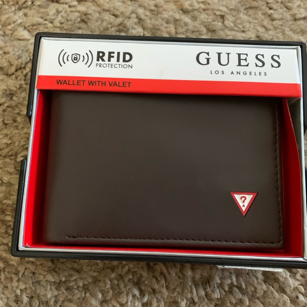 Guess Bifold Leather Wallet